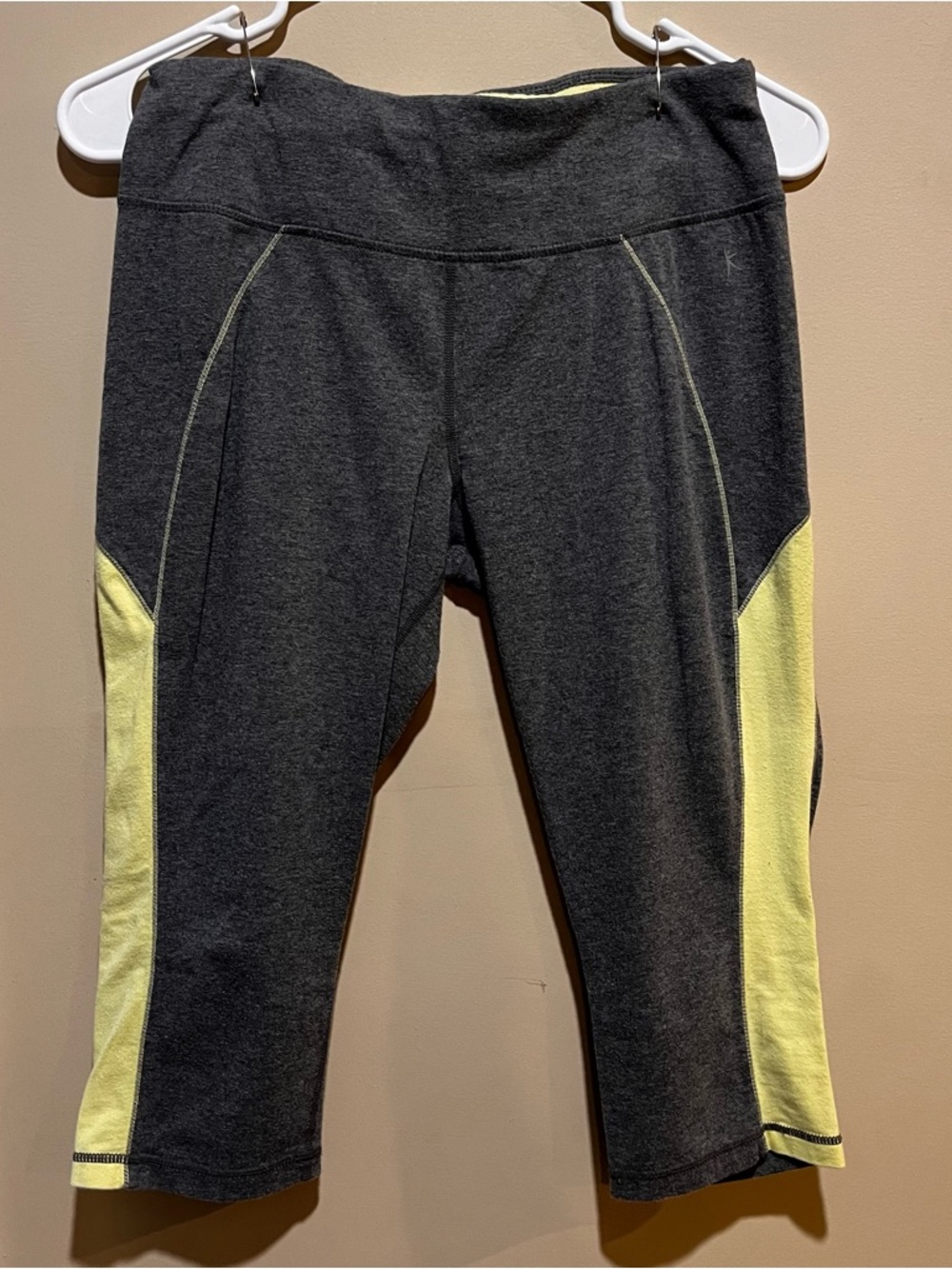 Danskin Charcoal Gray Capri Leggings with Yellow Panels
